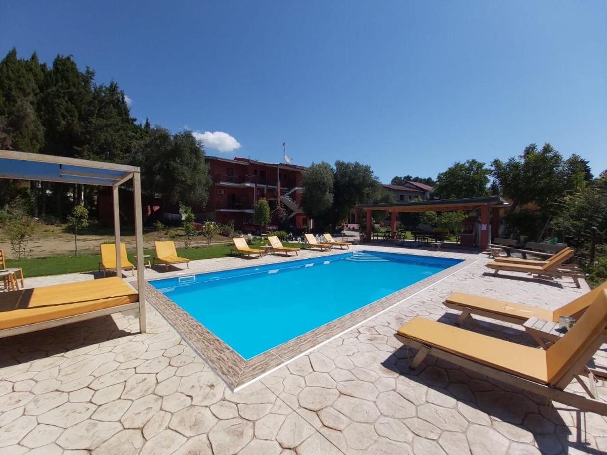 Ilias Apartments Ypsos Exterior photo